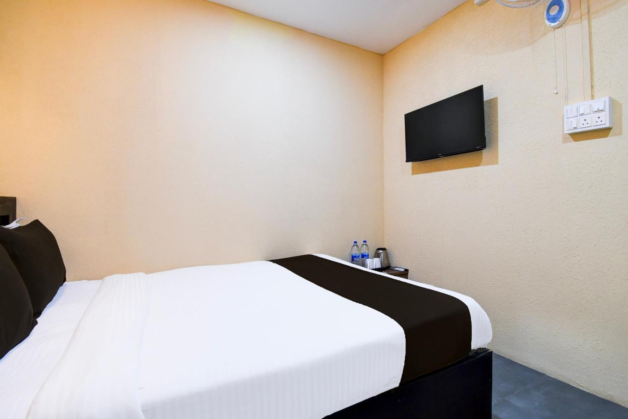Super Hotel O Pra Guest House บูบันเนสชวาร์ ภายนอก รูปภาพ
