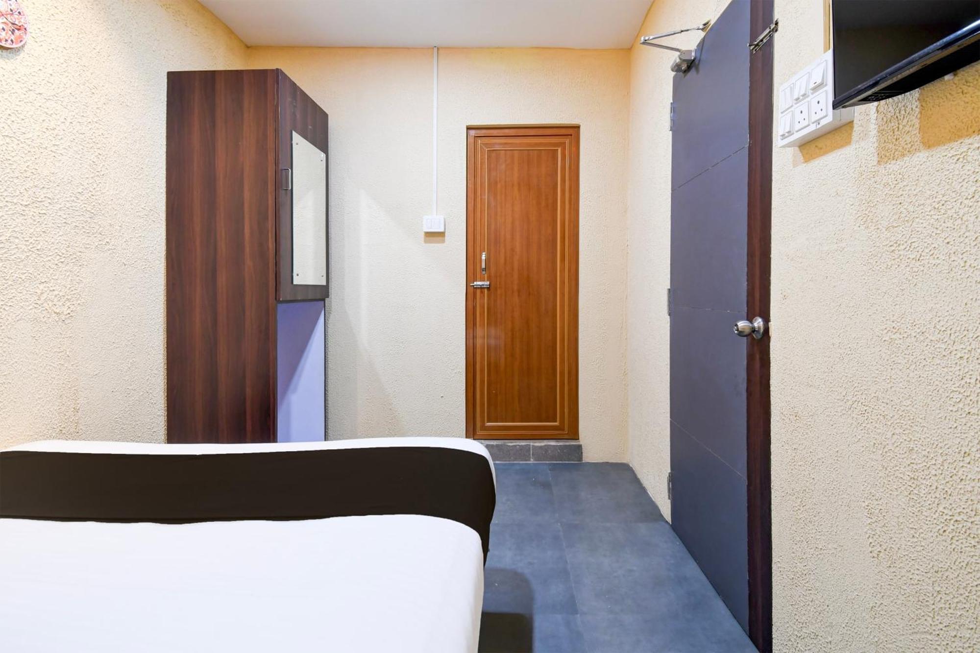 Super Hotel O Pra Guest House บูบันเนสชวาร์ ภายนอก รูปภาพ
