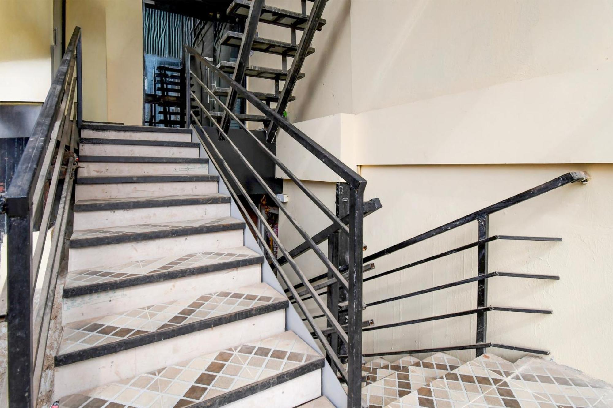 Super Hotel O Pra Guest House บูบันเนสชวาร์ ภายนอก รูปภาพ